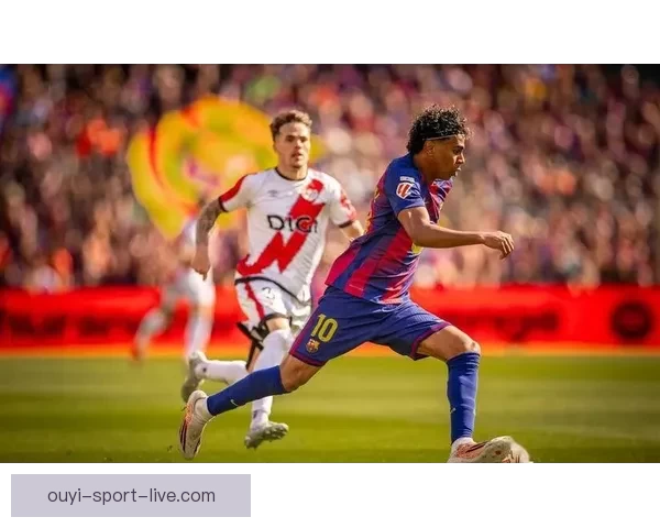 马竞对裁判判罚极度不满肩部进球引发联赛争议